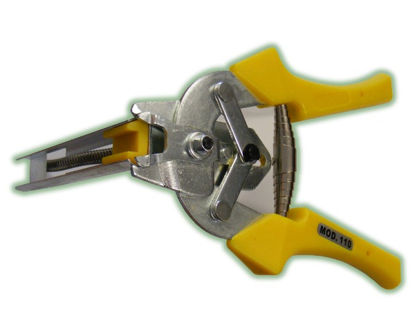 Simes Ring Fastener Gun Model 1200 (1200 RING FASTENER) : Rural Fencing ...